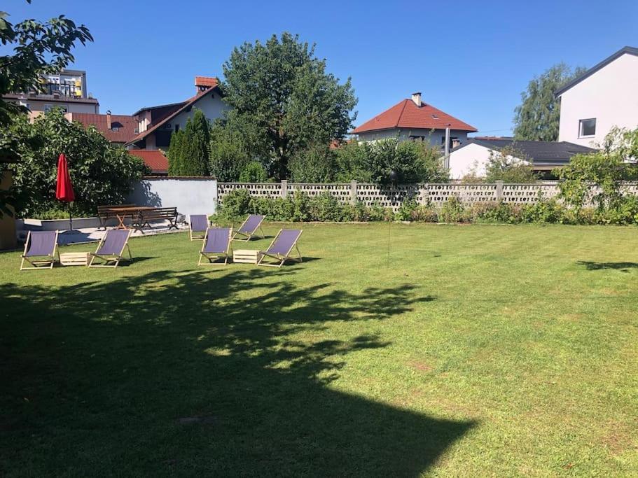 Huge Bbq Garden, Spacious Flat, Ac, Free Parking 4 Ljubljana Exterior photo